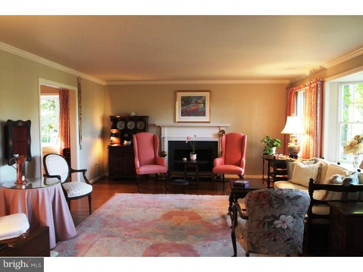 749 Newtown Road Villanova, PA 19085 - Photo 4 of 25 Living Room