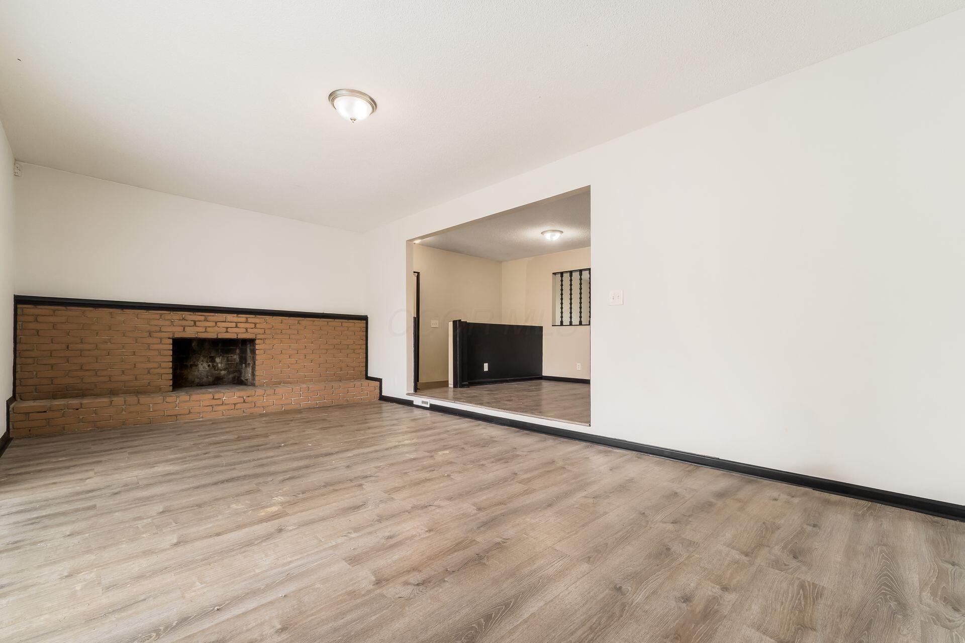2594 Hubbell Road Columbus, OH 43232 - Photo 14 of 26 Entertainment room (3)