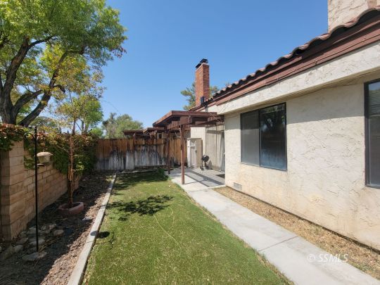 411 Tepatitlan Court Ridgecrest, CA 93555 - Photo 20 of 21