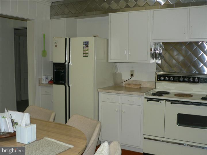 27 West Pothouse Road Phoenixville, PA 19460 - Photo 18 of 25 Kitchen