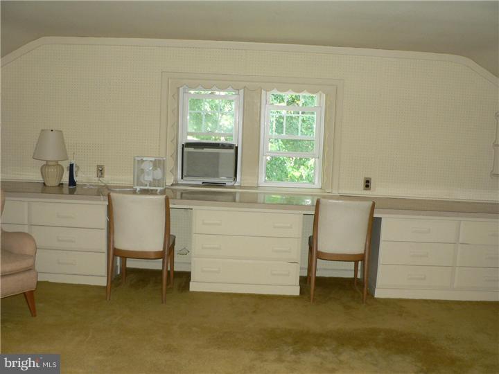 27 West Pothouse Road Phoenixville, PA 19460 - Photo 23 of 25 Bedroom