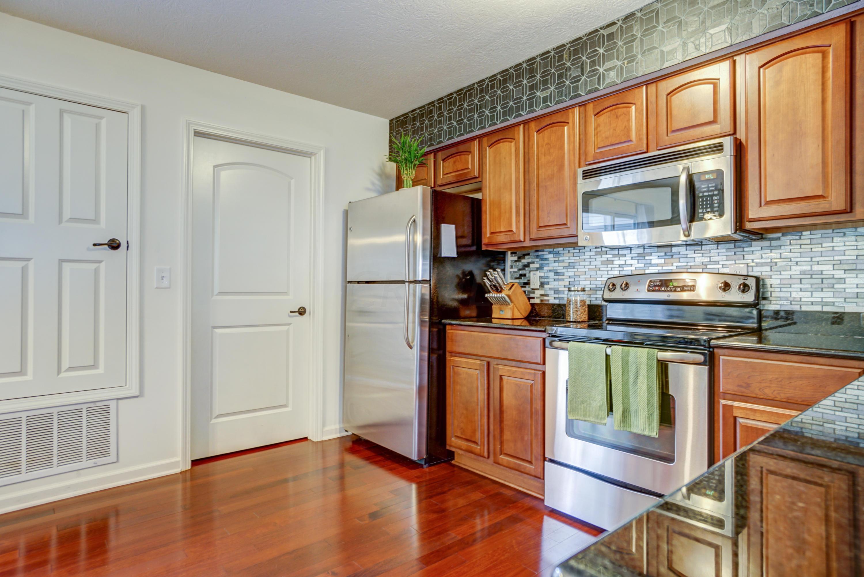 119 Gifford Road Columbus, OH 43235 - Photo 19 of 29 Gallery Image 19