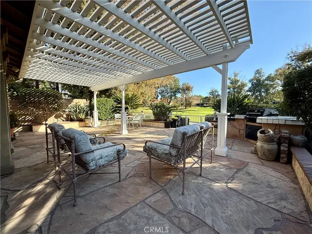 $860,000 | 1568 La Quinta Drive, Upland, CA 91786