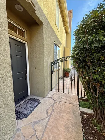 $860,000 | 1568 La Quinta Drive, Upland, CA 91786