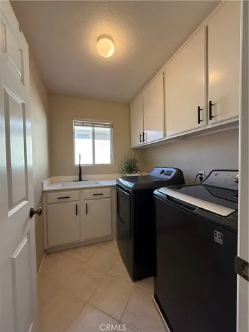 $860,000 | 1568 La Quinta Drive, Upland, CA 91786