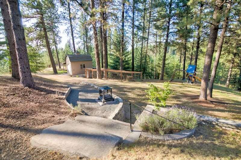 6424 South Chester Creek Road Spokane, WA 99206 - Photo 4 of 20 Gallery Image 4