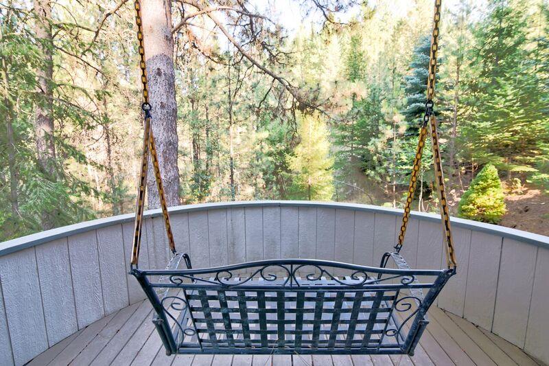 6424 South Chester Creek Road Spokane, WA 99206 - Photo 5 of 20 Gallery Image 5
