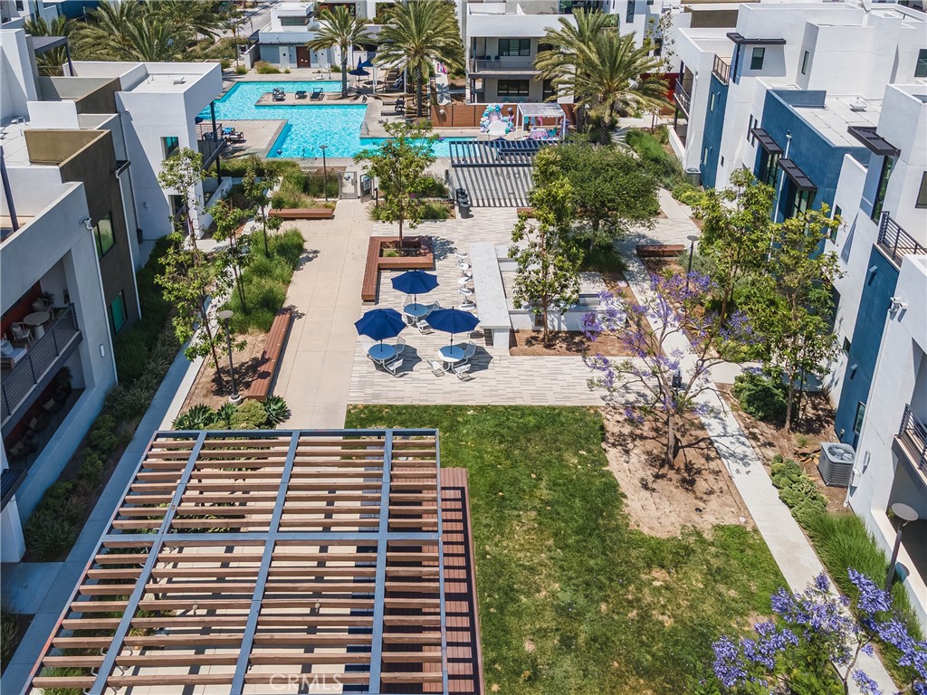 285 Lodestar Tustin, CA 92782 - Photo 36 of 40