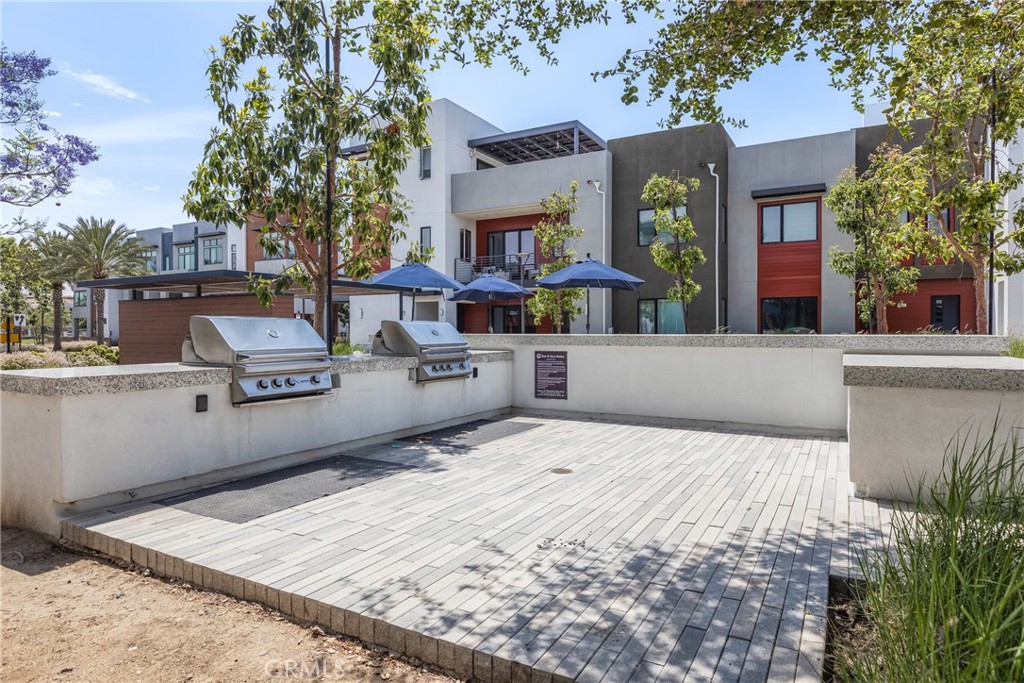 285 Lodestar Tustin, CA 92782 - Photo 37 of 40 a view of a house with a snow