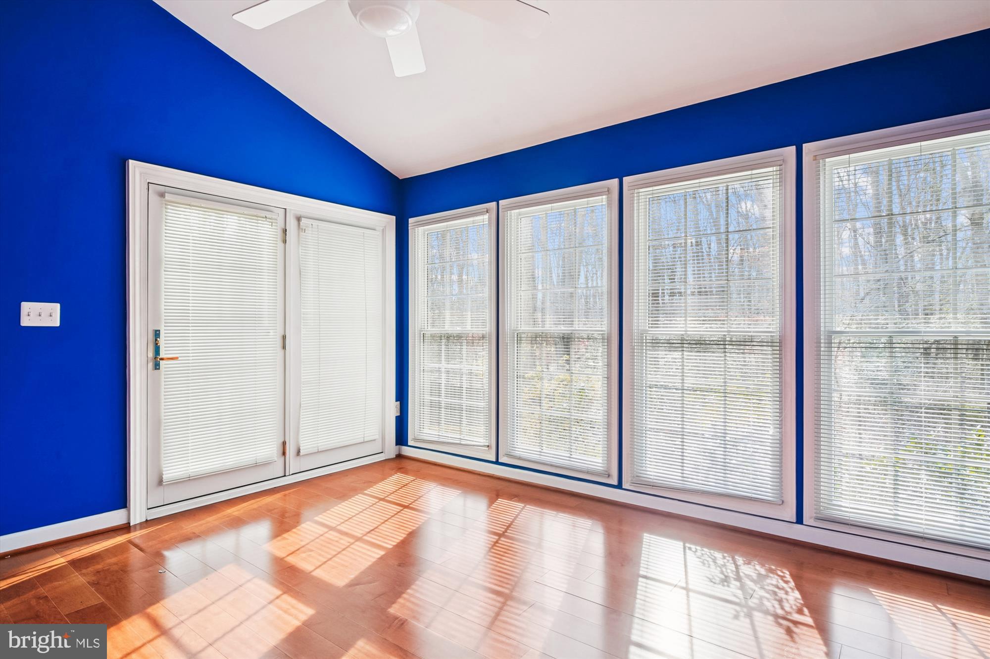 328 Colony Point Place Edgewater, MD 21037 - Photo 29 of 89 a view of an empty room and window