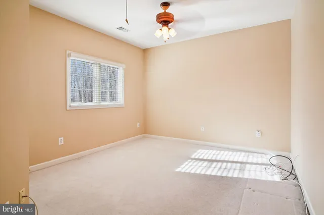 $600,000 | 328 Colony Point Place, Edgewater, MD 21037