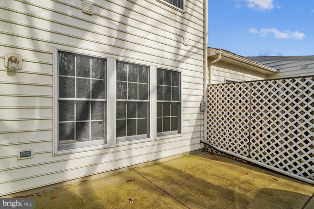 $600,000 | 328 Colony Point Place, Edgewater, MD 21037