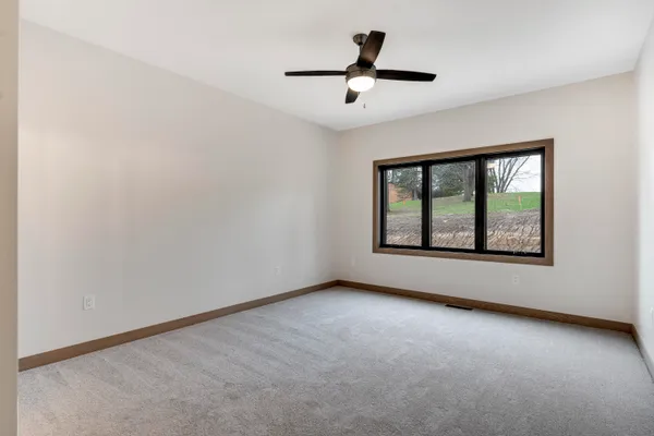 $445,000 | 4051 Brook Elizabeth Drive, Onalaska, WI 54650