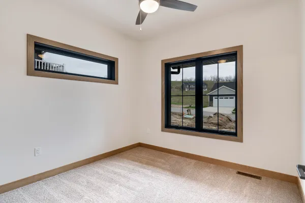 $445,000 | 4051 Brook Elizabeth Drive, Onalaska, WI 54650