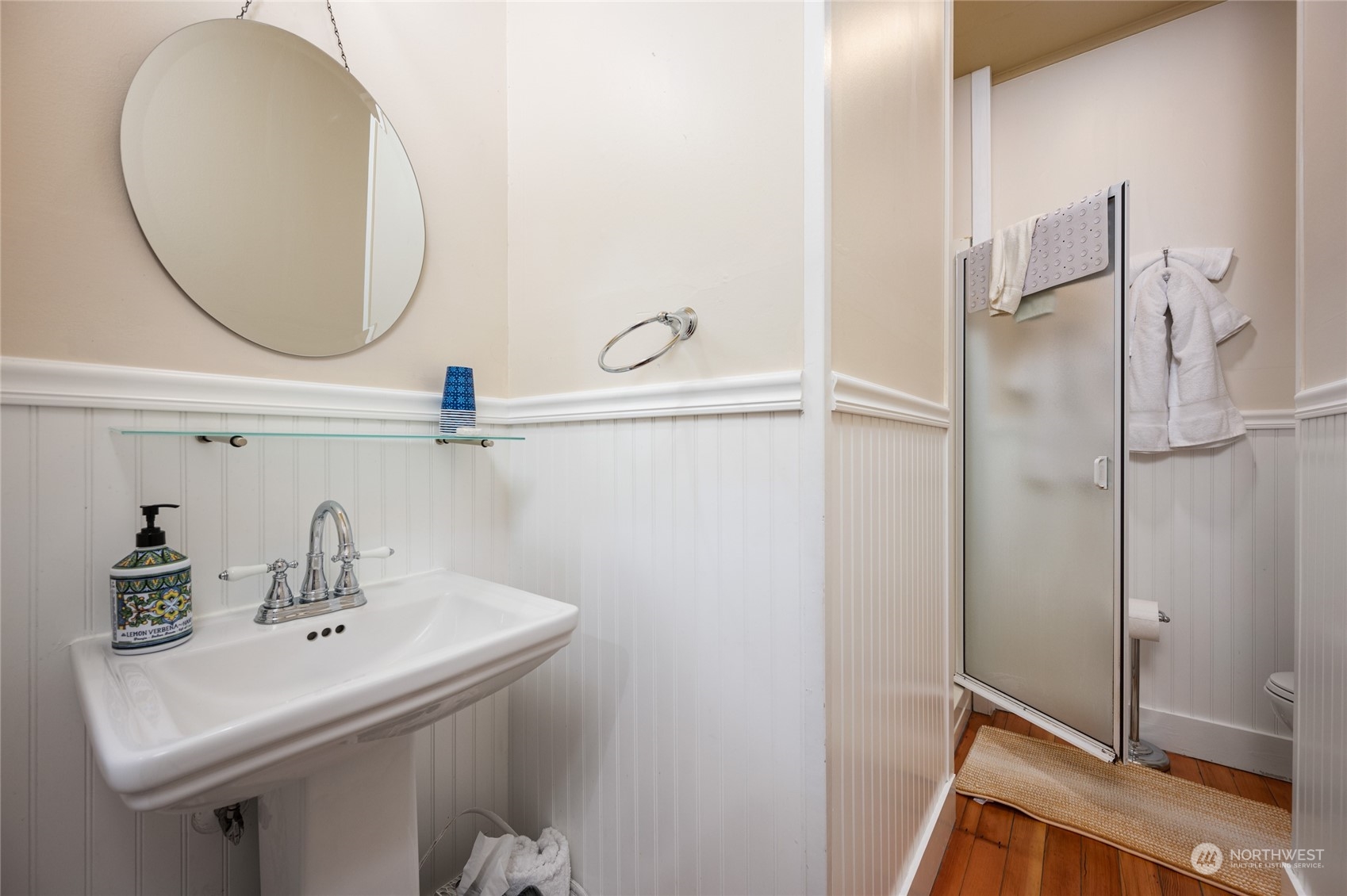 503 South 3rd Street La Conner, WA 98257 - Photo 30 of 39 a bathroom with a sink and mirror