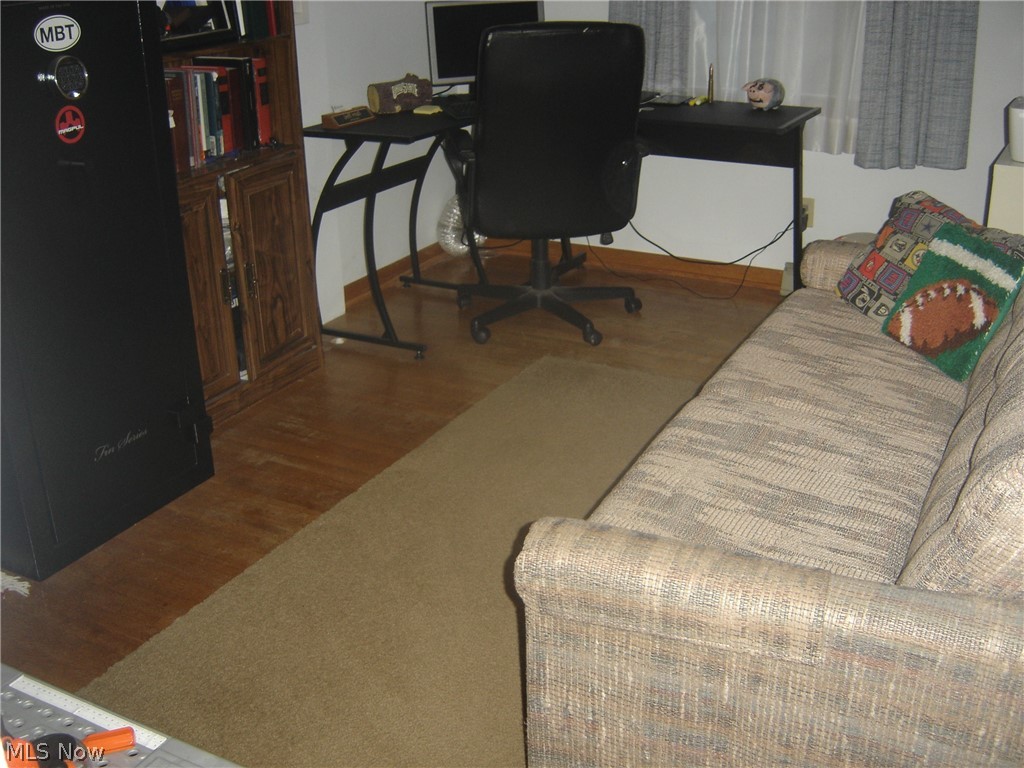 1379 Steese Road Uniontown, OH 44685 - Photo 19 of 22 Gallery Image 19