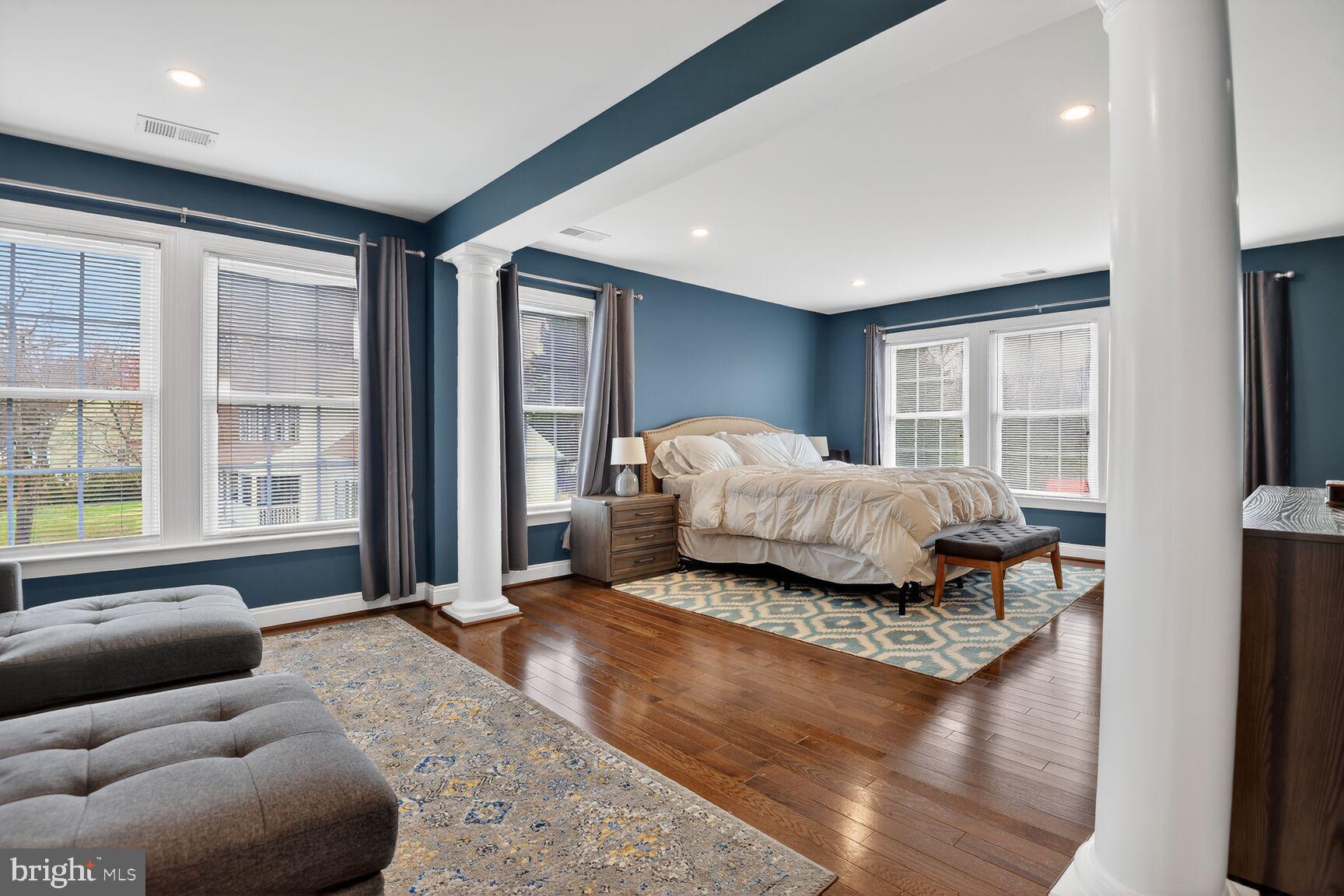 8808 Talbert Road Lorton, VA 22079 - Photo 26 of 52 a living room with a couch and large window