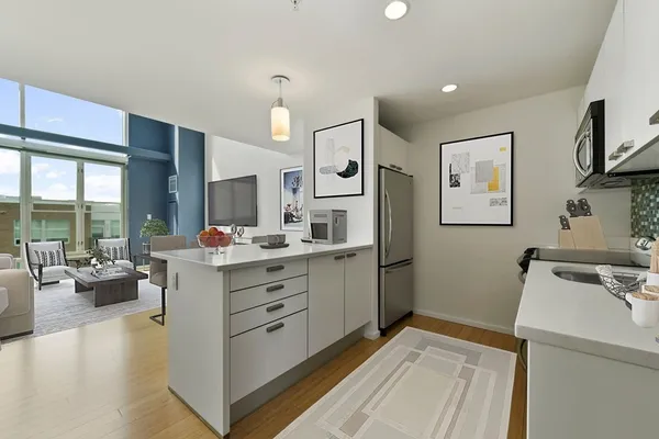 $3,950 | 1 Earhart Street, Unit 719, Cambridge, MA 02141