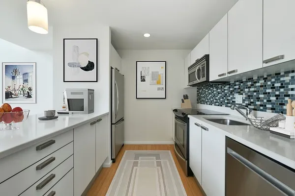 $3,950 | 1 Earhart Street, Unit 719, Cambridge, MA 02141