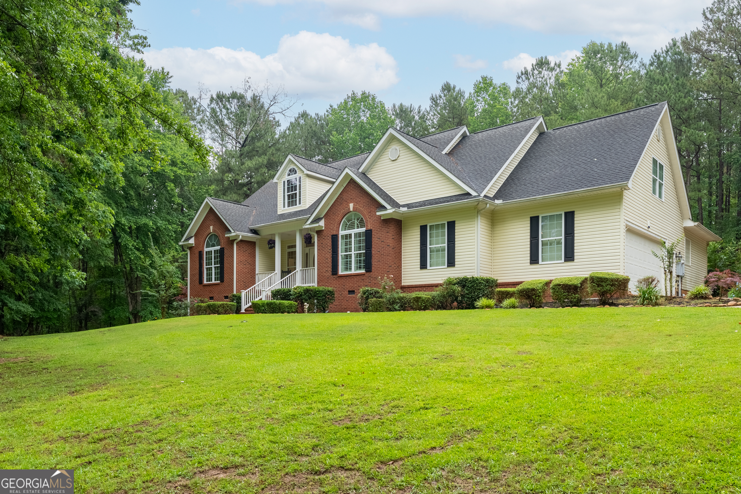 140 Honeysuckle Road Northwest Milledgeville, GA 31061 - Photo 2 of 42