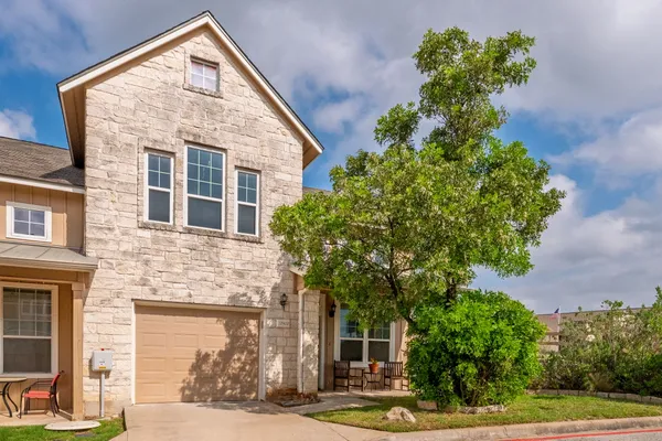 $320,000 | 20900 Waterside Drive, Unit 1, Lago Vista, TX 78645