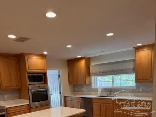 $3,050 | 1343 Ashford Drive, Gulf Breeze, FL 32563