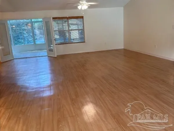 $3,050 | 1343 Ashford Drive, Gulf Breeze, FL 32563
