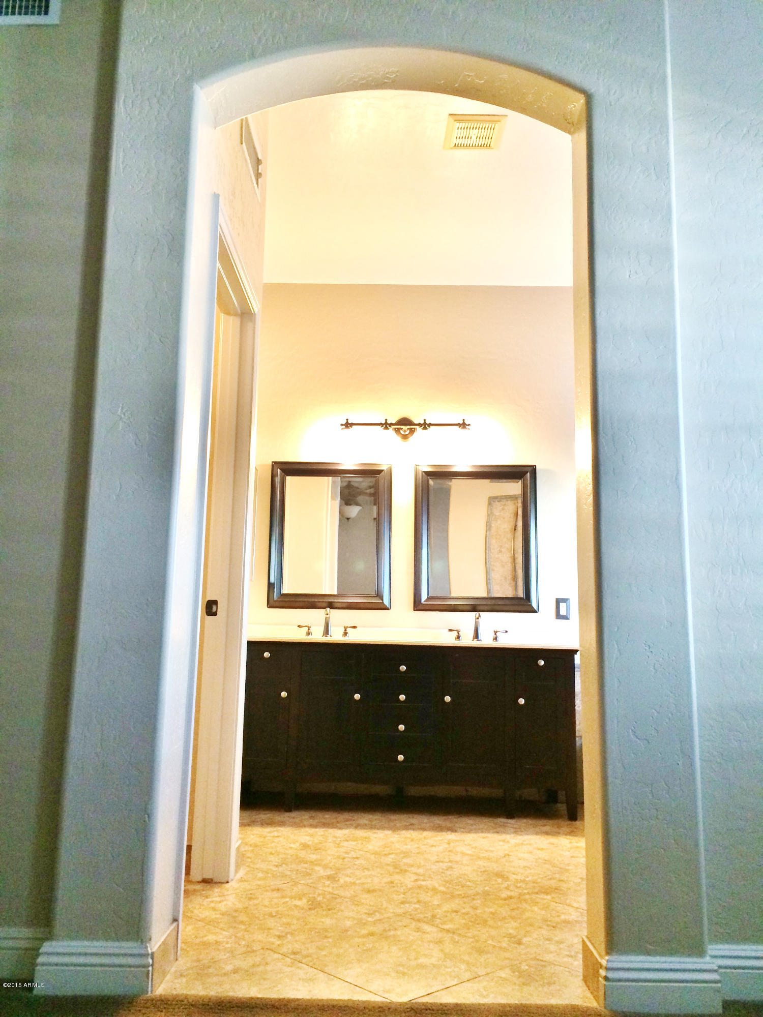 686 East Ranch Road Gilbert, AZ 85296 - Photo 14 of 48 2015-02-08 14