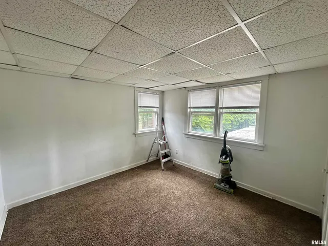 $54,900 | 1009 West Armstrong Avenue, Peoria, IL 61606