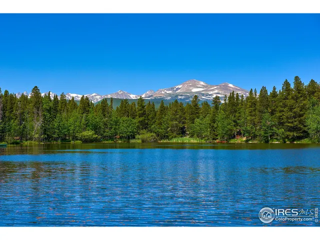 a view of lake view and mountain view