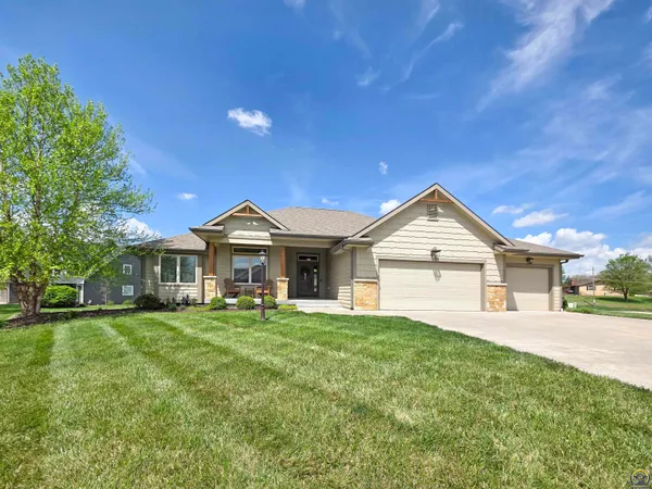 $515,000 | 3430 Northwest 34th Circle, Topeka, KS 66618