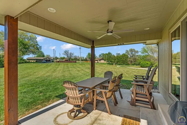 $515,000 | 3430 Northwest 34th Circle, Topeka, KS 66618