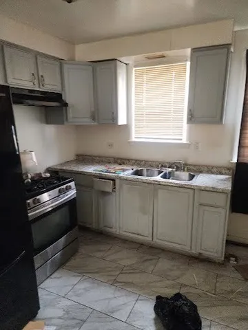 $175,000 | 14359 Park Avenue, Harvey, IL 60426