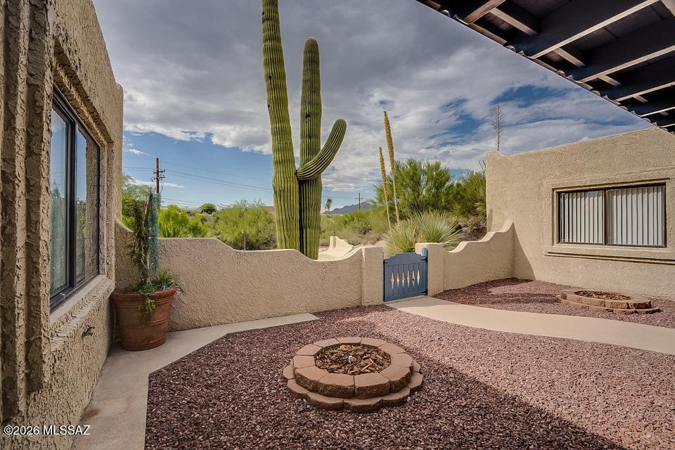 4060 North Swan Road Tucson, AZ 85718 - Photo 4 of 27 20200129185114107400000000-o