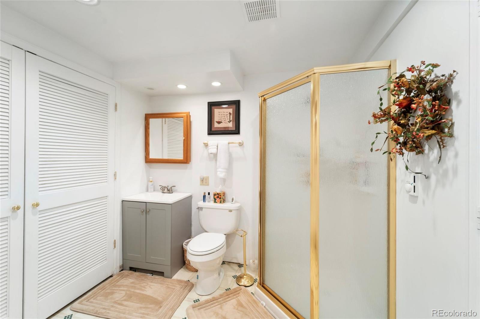 2578 Redhill Road Fairplay, CO 80440 - Photo 30 of 48 a bathroom with a toilet sink and shower