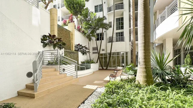 $350,000 | 1830 Radius Drive, Unit 709, Hollywood, FL 33020