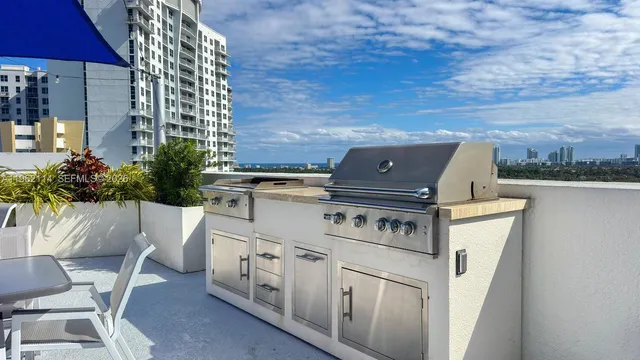 $350,000 | 1830 Radius Drive, Unit 709, Hollywood, FL 33020