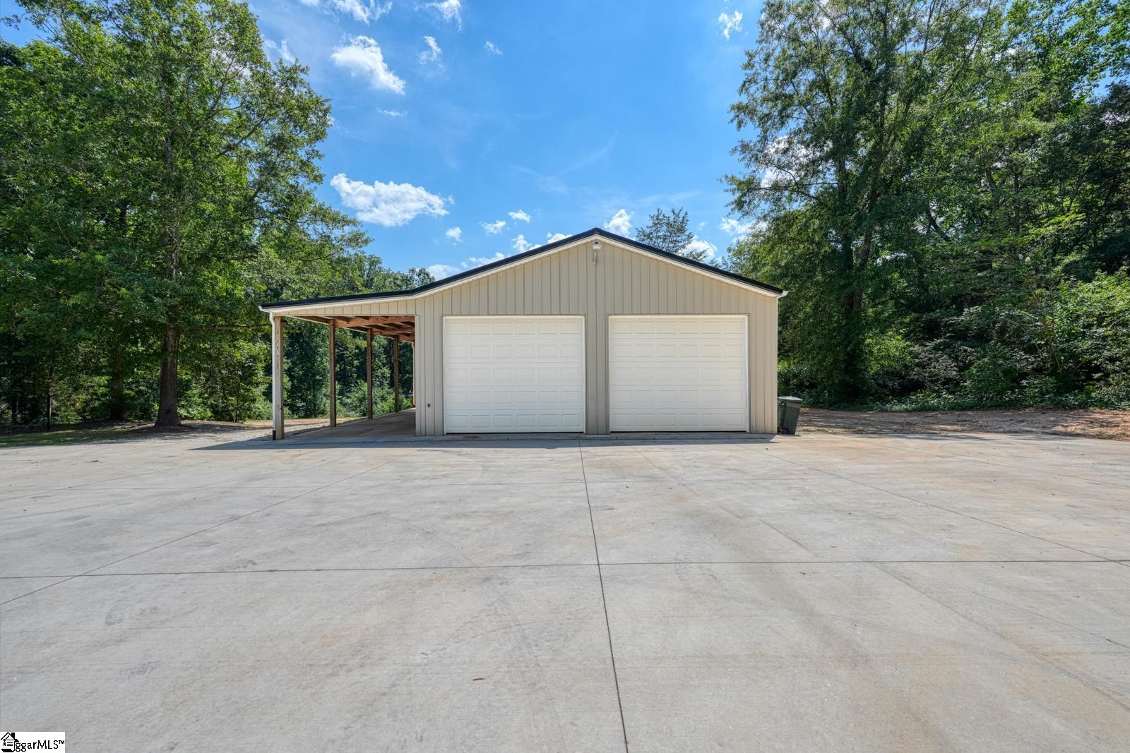 171 Fernbrook Circle Pacolet, SC 29372 - Photo 2 of 38