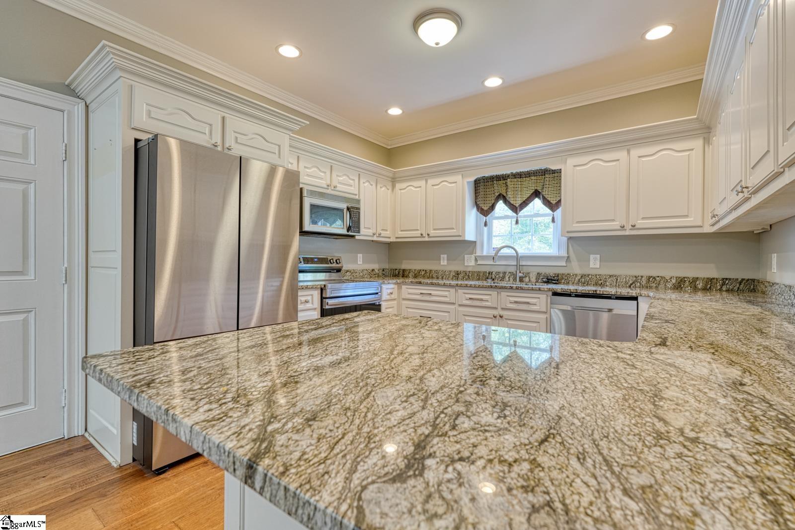 171 Fernbrook Circle Pacolet, SC 29372 - Photo 9 of 38