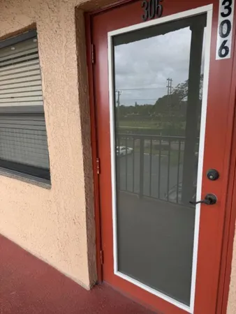 $1,995 | 357 North Rock Island Road, Pompano Beach, FL 33063