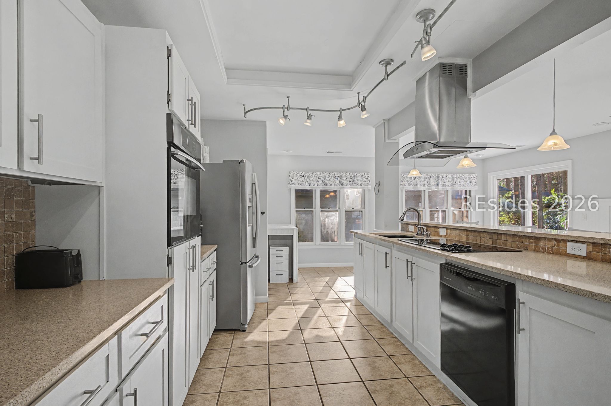 2 Brown Thrasher Road Hilton Head Island, SC 29926 - Photo 10 of 37