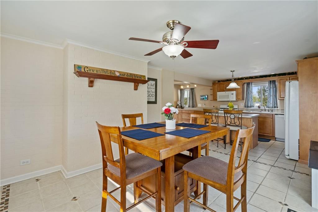 9115 Willoughby Road Pittsburgh, PA 15237 - Photo 10 of 24 Gallery Image 10
