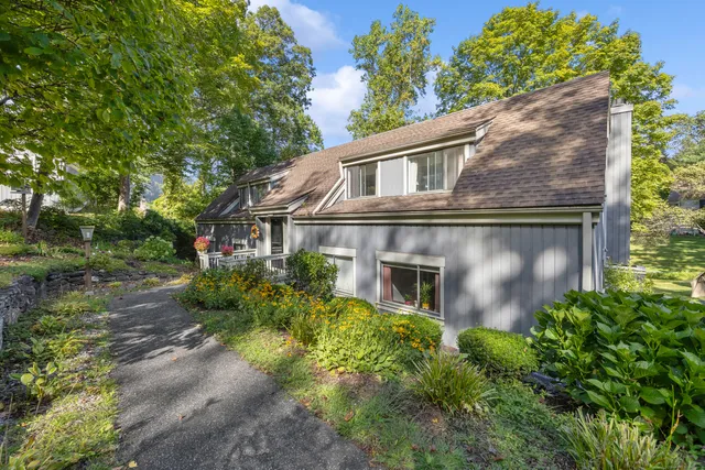 $199,900 | 405 Heritage Village, Unit D, Southbury, CT 06488