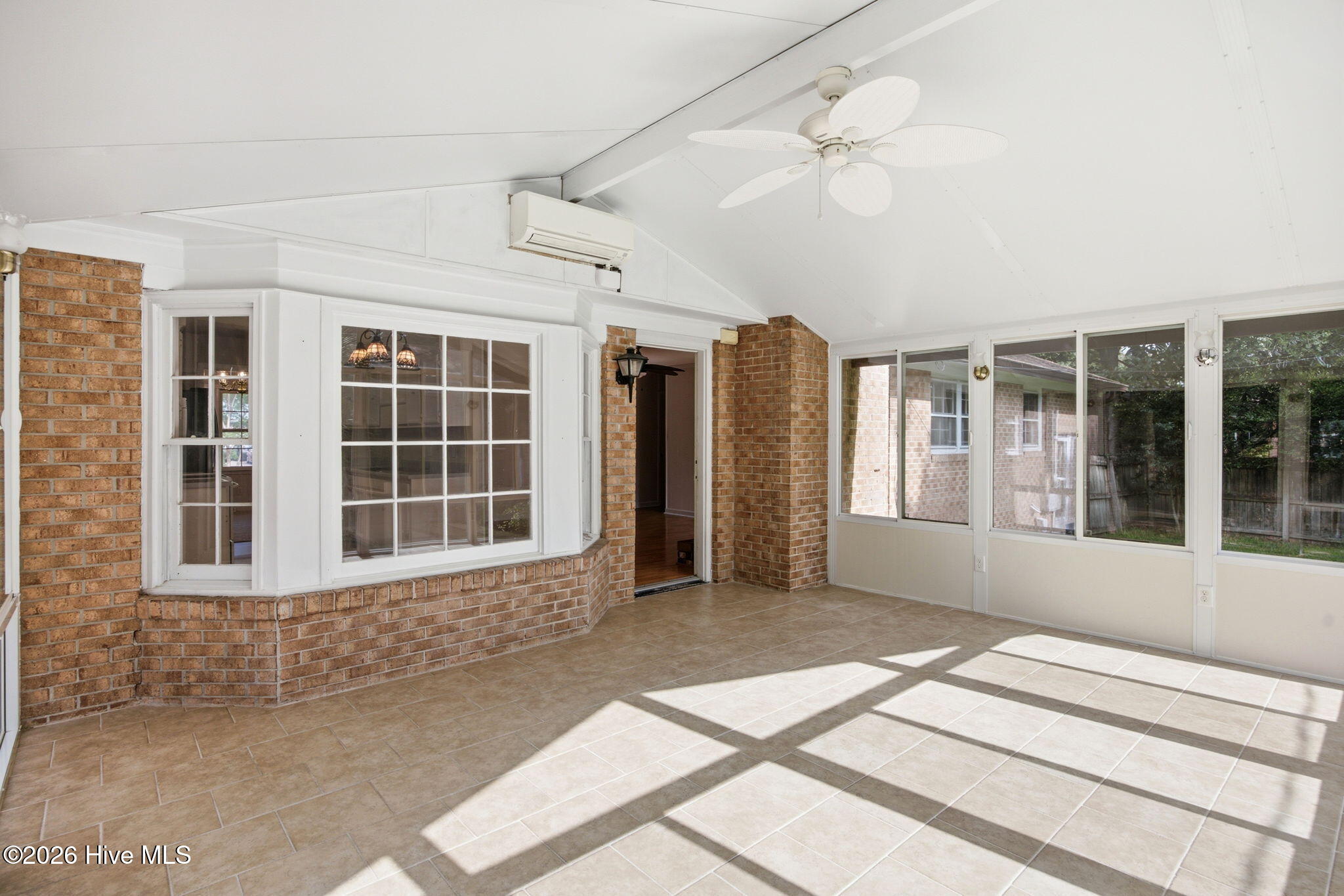 306 West Blackbeard Road Wilmington, NC 28409 - Photo 12 of 53