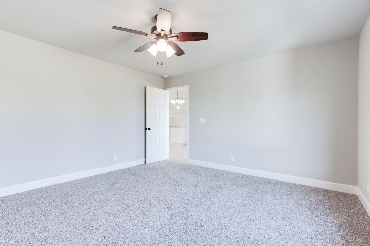 19730 Oakhill Road Madera, CA 93638 - Photo 12 of 28 Gallery Image 12