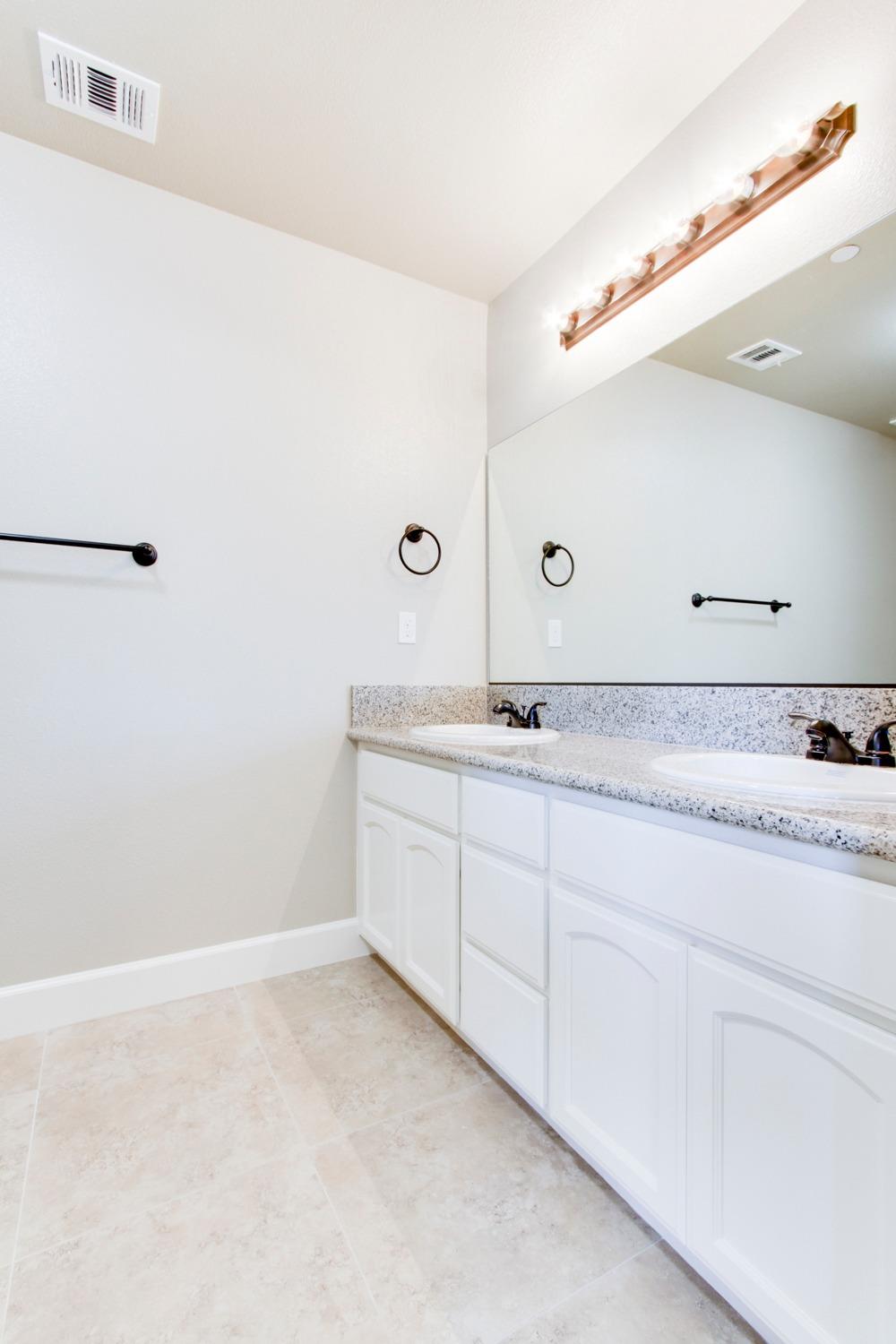 19730 Oakhill Road Madera, CA 93638 - Photo 26 of 28 Gallery Image 26