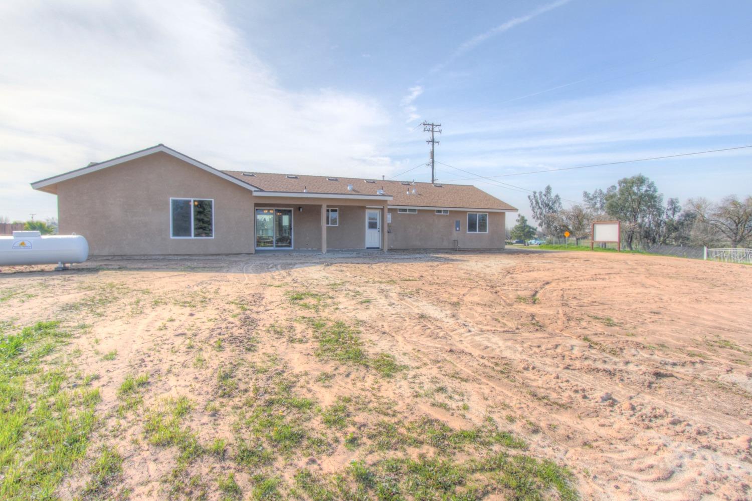 19730 Oakhill Road Madera, CA 93638 - Photo 28 of 28 Gallery Image 28
