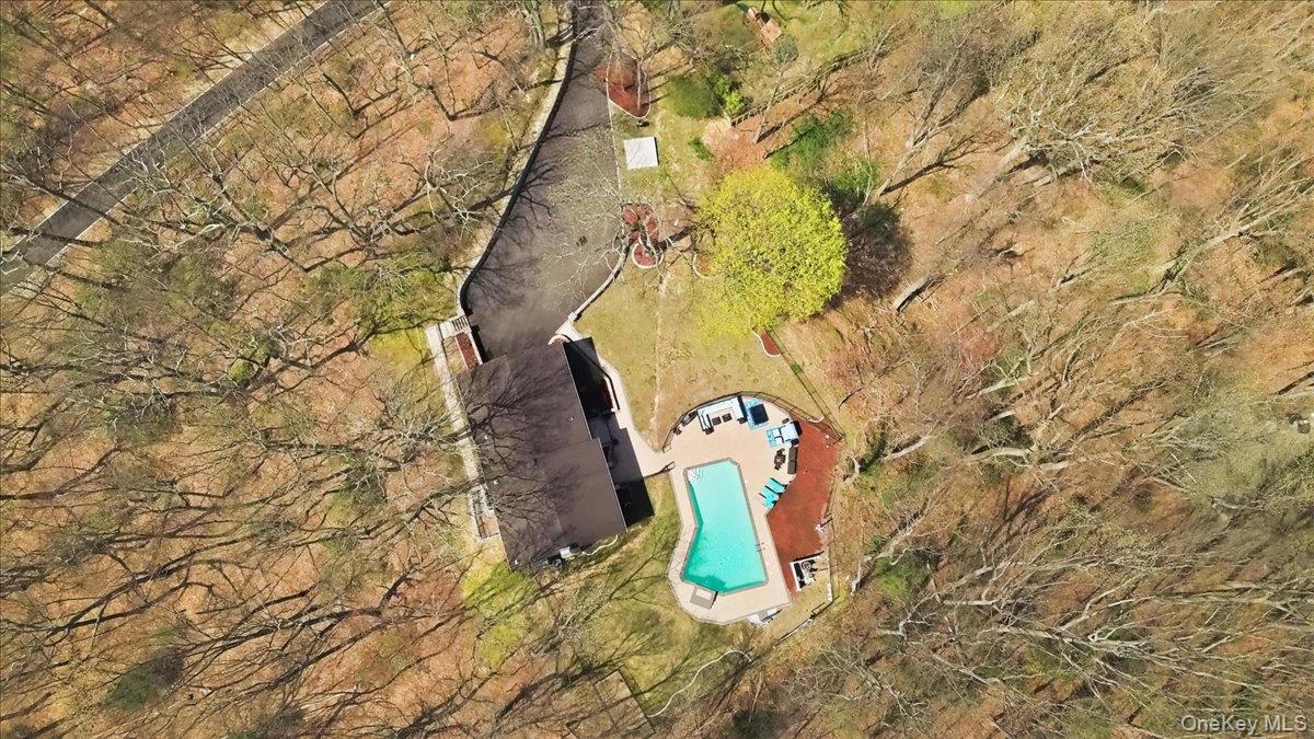 263 Oyster Bay Road Mill Neck, NY 11765 - Photo 39 of 42