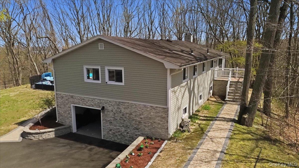 263 Oyster Bay Road Mill Neck, NY 11765 - Photo 41 of 42
