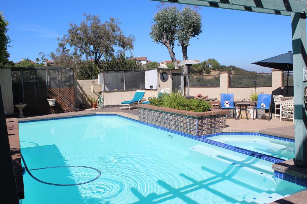 1349 Ridgeview Way Bonita, CA 91902 - Photo 2 of 17